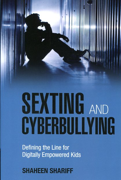 Sexting and cyberbullying. 9781107625174