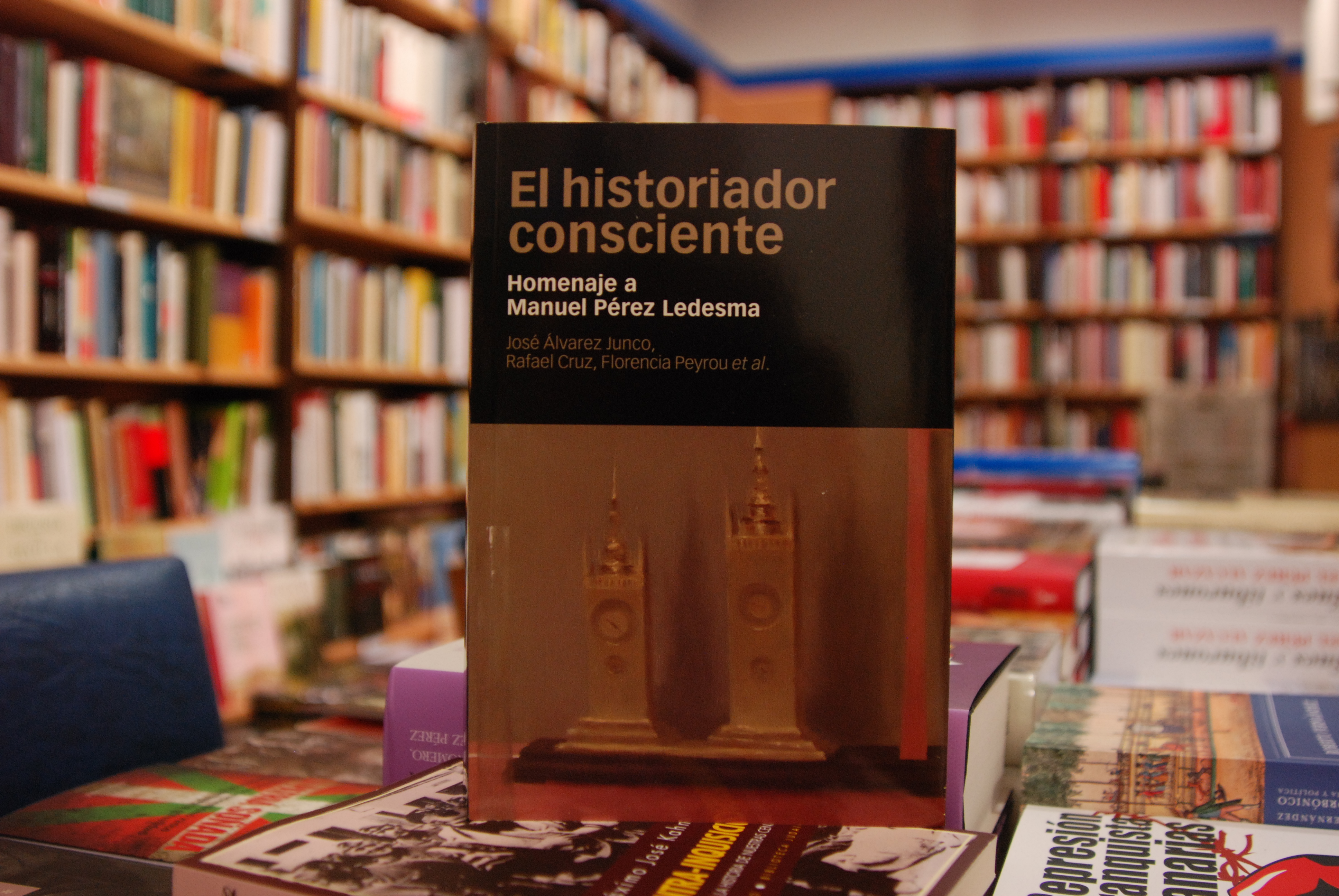 Presentación del libro “El historiador consciente. Homenaje a Manuel Pérez Ledesma”. 186