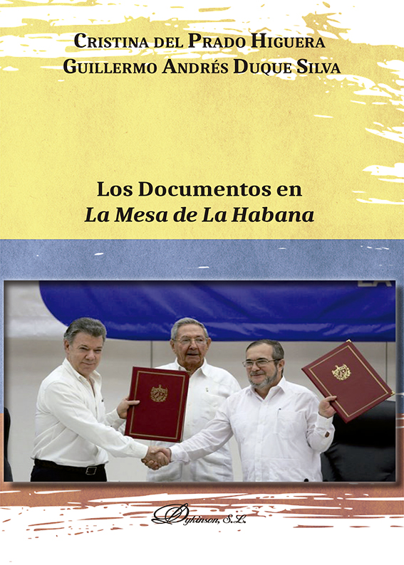 Los Documentos en La Mesa de La Habana