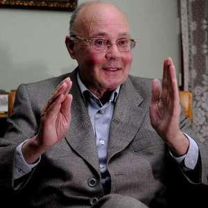 Fallece el catedrático de Derecho Mercantil Carlos Fernández-Nóvoa. 172
